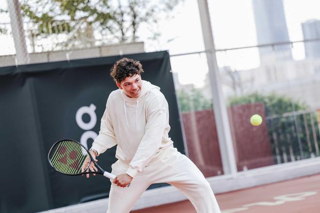 其背后的经 其背后的经