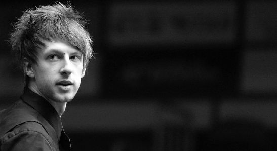 他在场上的 他在场上的