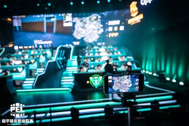 凌晨两点 凌晨两点