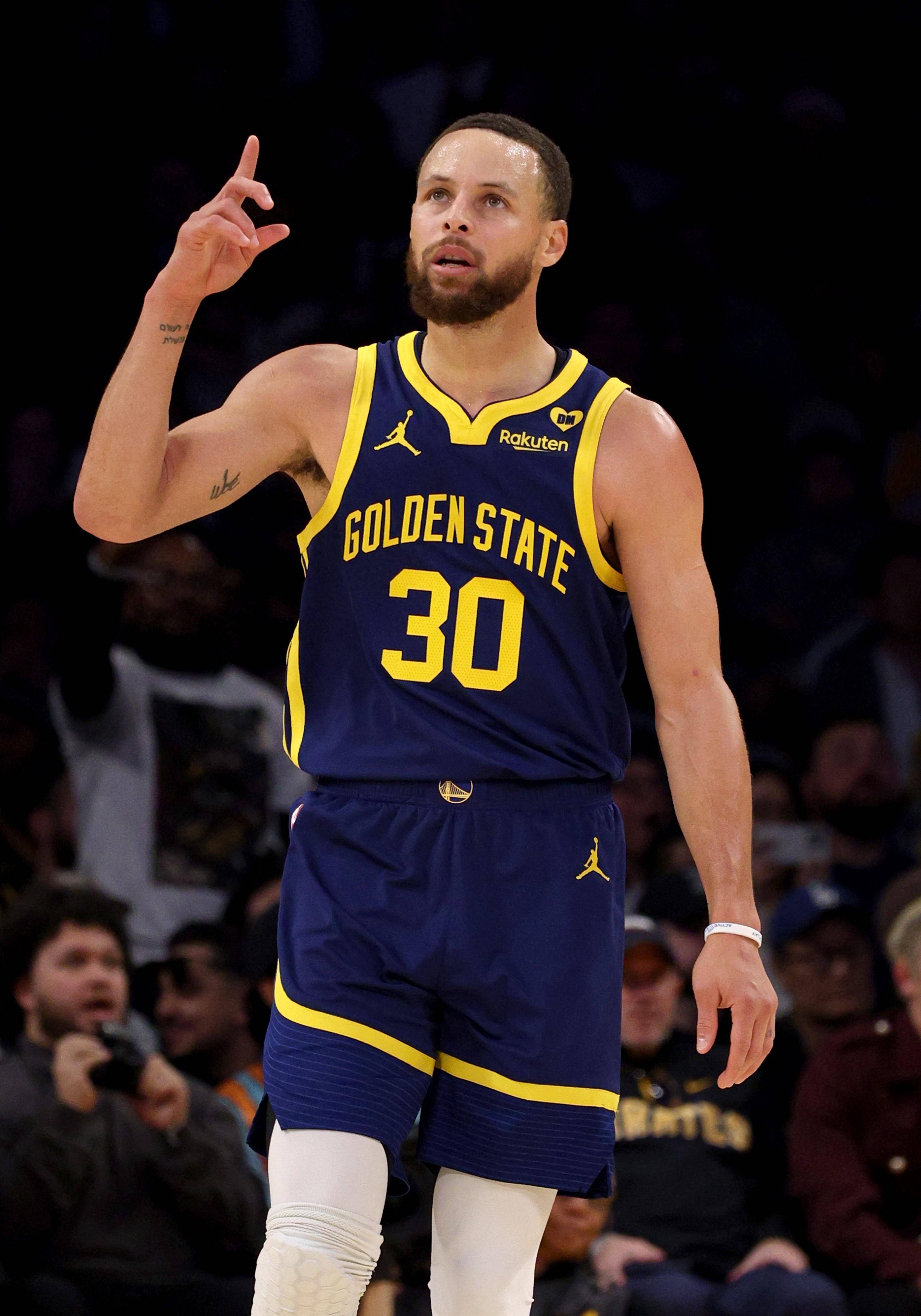 小组赛的舞 小组赛的舞