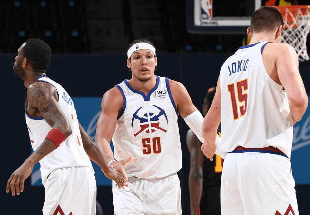 在这场关于 在这场关于