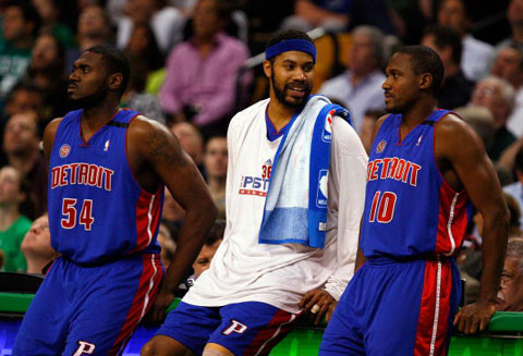 本轮多英雄 本轮多英雄